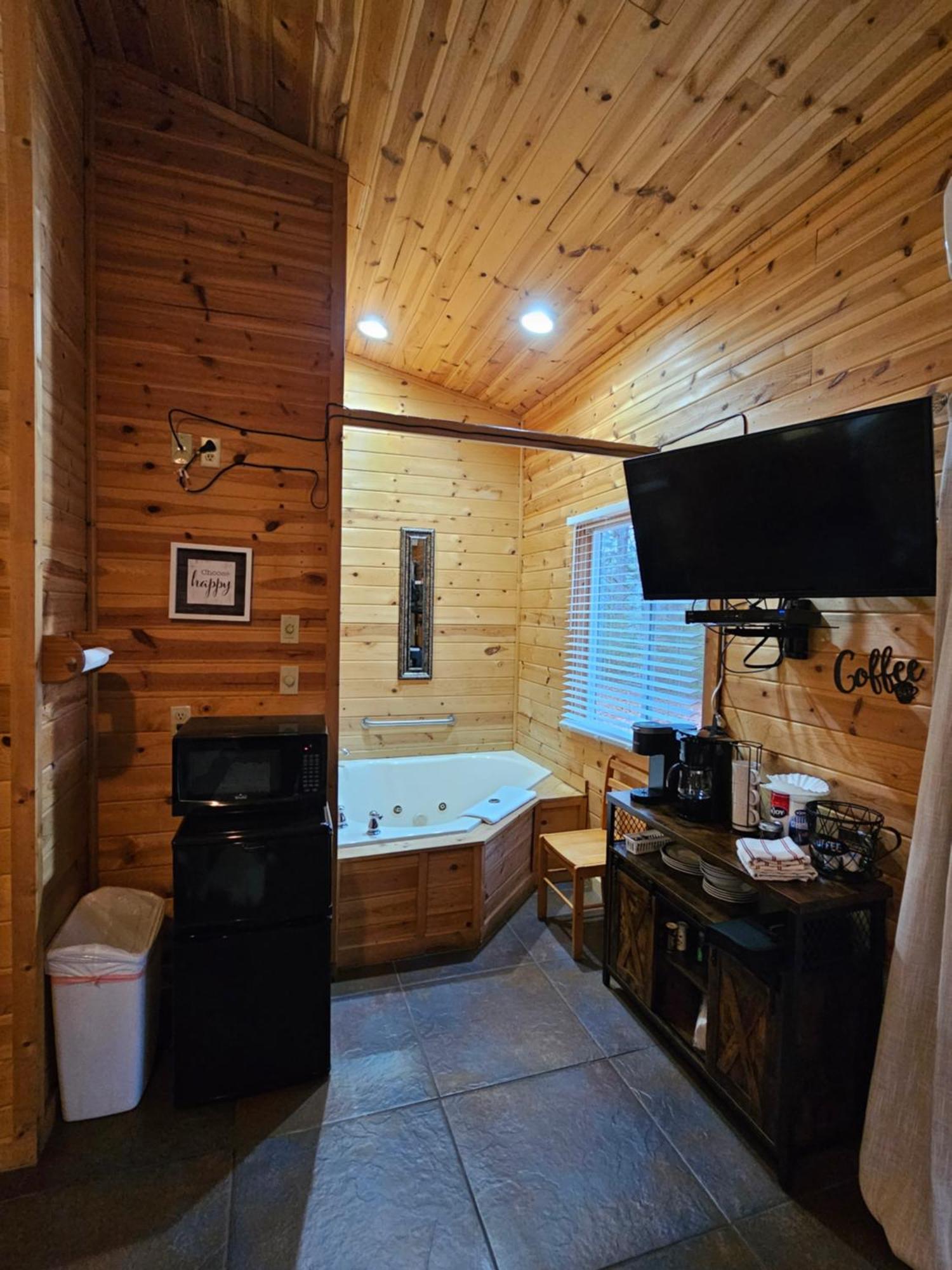 5 Min To Beaver Lake-King Bed-Fire Pit-Jetted Tub #5 Eureka Springs Exteriér fotografie